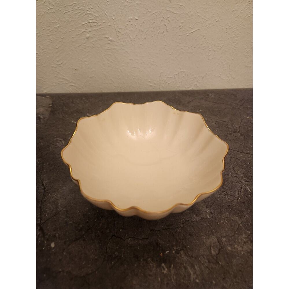 Vintage Lenox Small Footed Scalloped Bowl With Gold Trim Edging 6" USA
